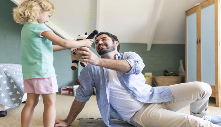 इन 5 नियमों के साथ करें बच्चों की परवरिश, बचपन जीने के साथ ही आएगी समझदारी