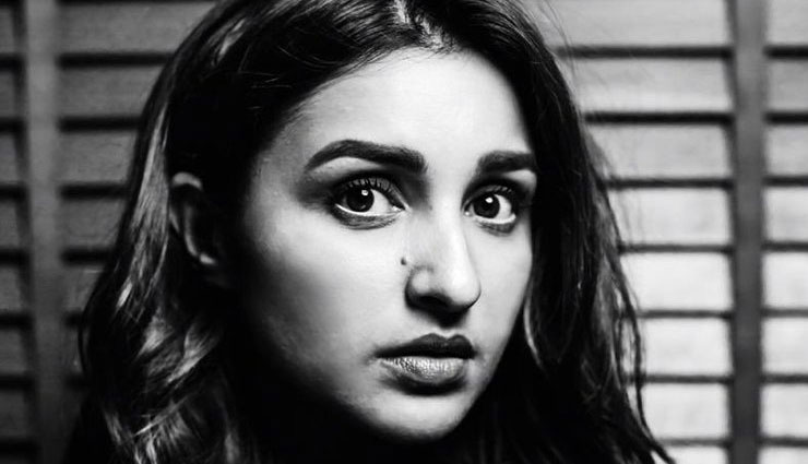 parineeti chopra,the girl on the train hindi remake,parineeti chopra new movie,hollywood movie remake,kesari,karan johar,Akshay Kumar,bollywood,enteratinment