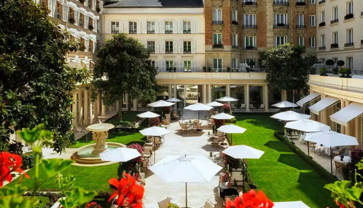 romantic hotels in paris,paris,the hidden hotel,saint james paris,hotel pont royal,la maison favart,pavillon de la reine