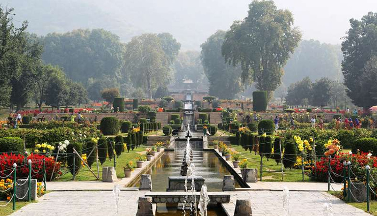 dachigam national park,hemis high altitude national park,kishtwar national park,salim ali national park,shalimar garden,beautiful parks,famous parks,parks in jammu and kashmir,jammu and kashmir