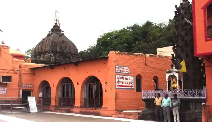 jyotirlinga temples india,lord shiva temples,panch jyotirlinga maharashtra,hindu pilgrimage sites,sacred shiva shrines,mahashivratri temples,famous shiva temples,spiritual travel india,jyotirlinga significance,shiva worship india