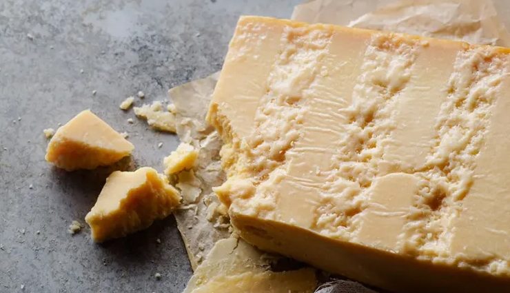 parmesan garlic popcorn recipe,weekend popcorn snack,homemade savory popcorn,easy popcorn seasoning,cheesy garlic popcorn,movie night popcorn,family weekend recipe,diy popcorn flavors,gourmet popcorn ideas,popcorn seasoning tutorial