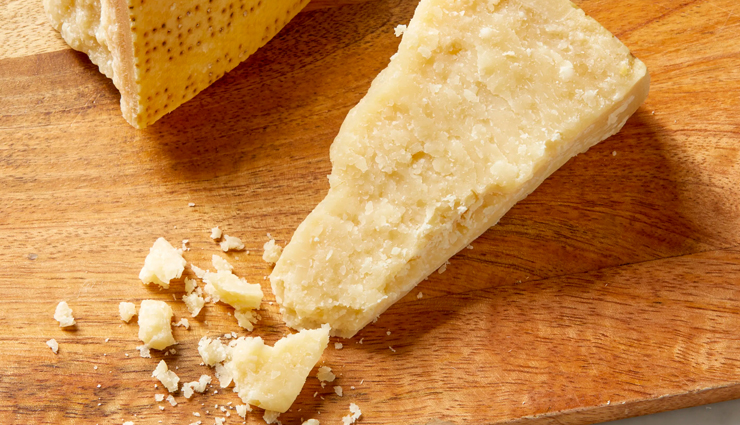 parmesan cheese health benefits,benefits of parmesan cheese,parmesan cheese nutrition,is parmesan cheese good for health,parmesan cheese for bones,parmesan cheese for digestion,parmesan cheese for heart health,least known benefits of parmesan cheese,parmesan cheese protein content,parmesan cheese for immunity