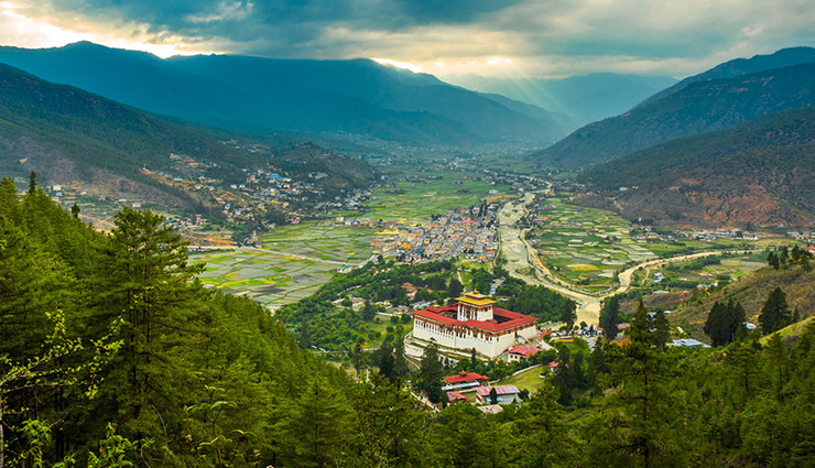 valleys in bhutan,beautiful valleys of bhutan,scenic valleys in bhutan,bhutan picturesque valleys,exploring bhutan stunning valleys,majestic valleys of bhutan,bhutan natural wonders: valleys,best valleys to visit in bhutan,discovering the beauty of bhutan valleys,bhutan travel: must-visit valleys