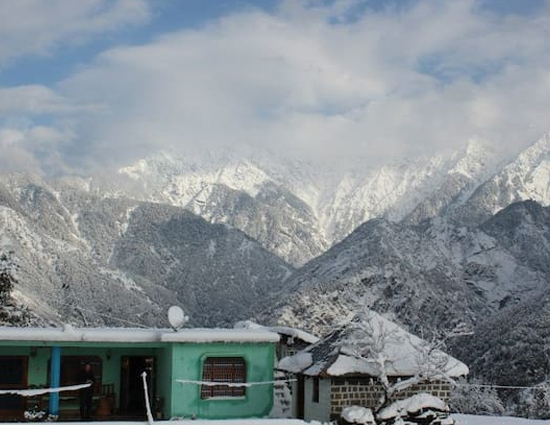 Parondi Hills Will Make You Get Lost Without a Map