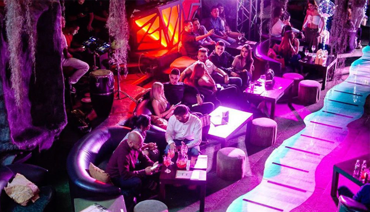 medellin,places in medellin,colombia,colombia travel,plaza botero,parque arvi,guatape,medellín walking tour,parque lleras nightlife,sample bandeja paisa,travel,travel guide,travel tips,holidays,foreign destinations