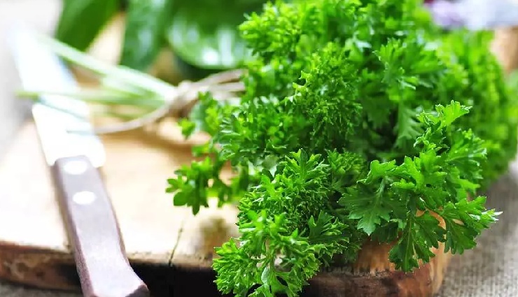 detox face masks,glowing skin remedies,skin detox tips,face masks for acne,natural skin cleansing,herbal face masks,antioxidant face masks,remove skin toxins,unclog pores,reduce pimples naturally,dull skin treatment,skin detox at home,best detoxifying masks,anti-aging face masks