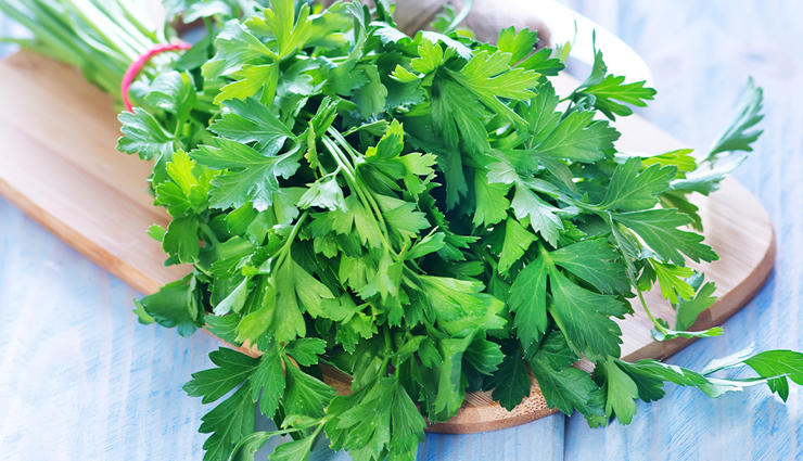 5 Amazing Health Benefits of Parsley Leaves