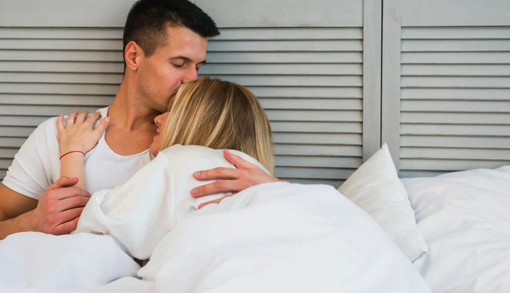 signs of a supportive partner,supportive relationship traits,characteristics of a good partner,how to know if your partner supports you,signs your partner is your biggest cheerleader,traits of a supportive partner,emotional support in relationships,ways a partner can show support,recognizing a caring partner,importance of a supportive partner