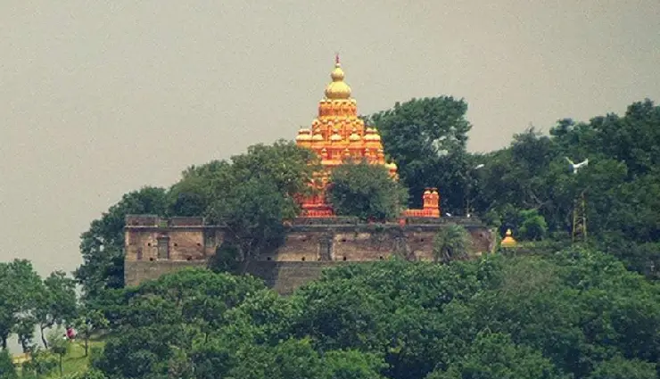 pune travel guide,places to visit in pune,things to do in pune,pune attractions,pune sightseeing,pune nightlife,pune historical sites,pune scenic spots,pune maharashtra tourism,pune nearby getaways