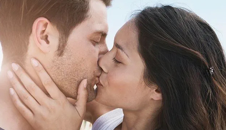 types of kisses,different types of kisses,different types of kisses never miss out on,relationship tips,relationship
