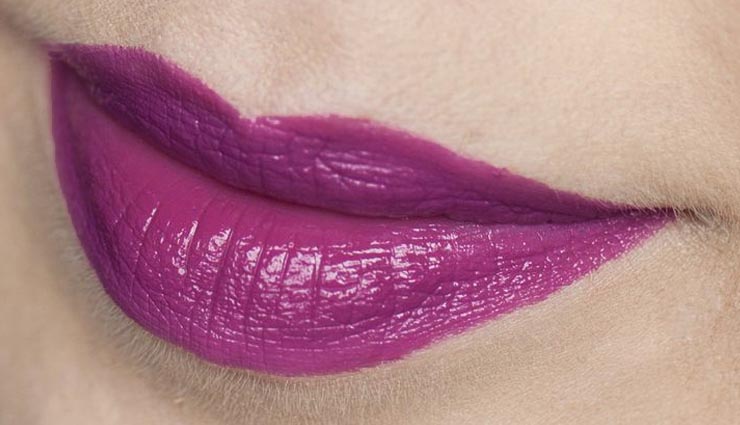 lipstick color,personality through lipstick color,ravishing red lipstick,phenomenal hot pink lipstick,buoyant baby pink lipstick,winsome wine red lipstick,captivating coral lipstick,optimistic orange lipstick,mischievous maroon lipstick,passionate purple lipstick