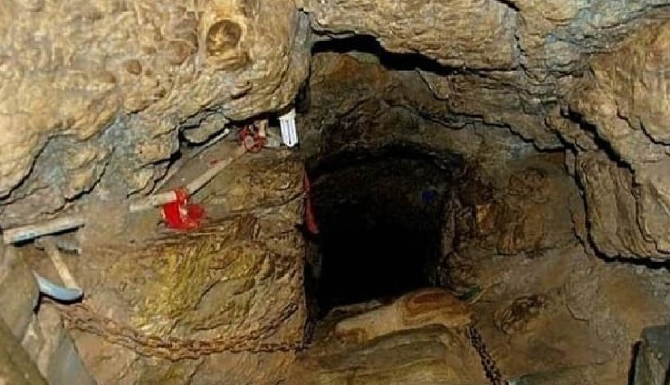 offbeat destinations in uttarakhand,hidden places in uttarakhand,uttarakhand travel,unexplored uttarakhand,serene spots uttarakhand,uttarakhand nature retreats,best offbeat places in uttarakhand,peaceful getaways in india,lesser-known hill stations,uttarakhand waterfalls,travel guide uttarakhand