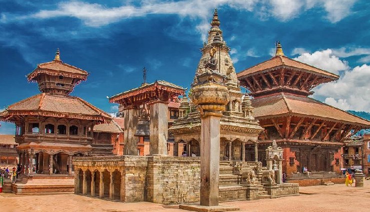 unesco sites nepal,pashupatinath temple,swayambhunath stupa,changu narayan temple,boudhanath stupa,lumbini,kathmandu durbar square,bhaktapur durbar square,patan durbar square,sagarmatha national park,chitwan national park,nepal travel guide,heritage sites nepal