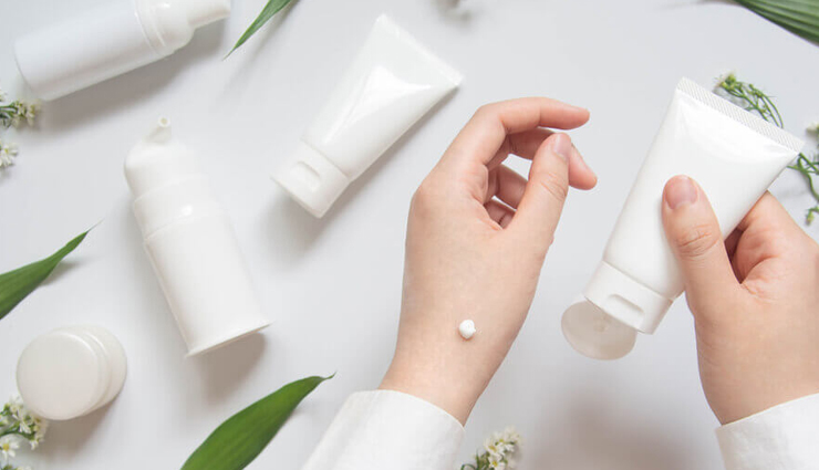 cosmetics,things to keep in mind while purchasing cosmetics,beauty hacks,beauty tips,beauty products purchase,beauty tips in hindi