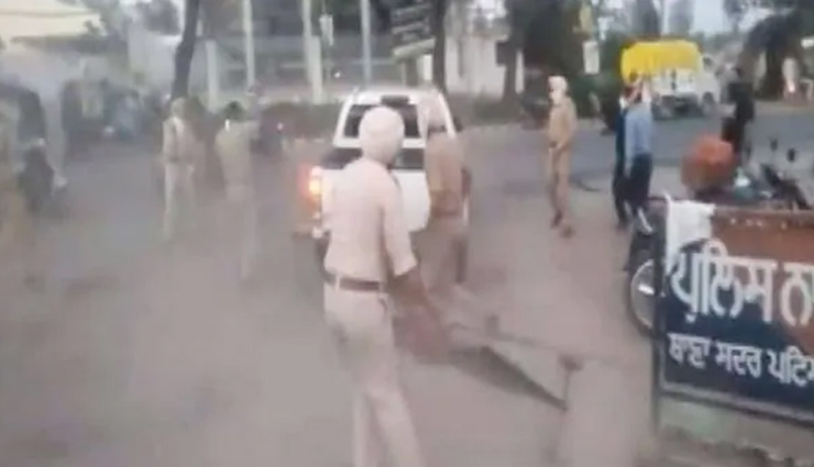 लॉकडाउन: पुलिसकर्मियों पर हमला करने वाले 7 निहंग सिखों को गुरुद्वारे से किया गिरफ्तार
