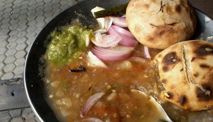 places famous for local dishes,local dishes,famous local dishes,banaras,indore,lucknow,patna,chettinad ,प्रसिद्ध स्थानिय डिश, बनारस , इंदौर, पटना, चेट्टिनाड, लखनऊ, फेमस डिश