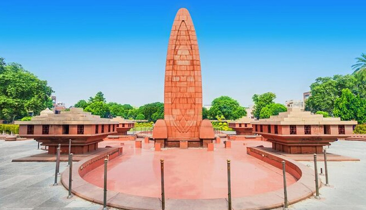 patriotic places,patriotic places in india,places to visit in india,jallianwala bagh,amritsar,sabarmati ashram,ahmedabad,wagah,netaji bhawan,west bengal,the residency,lucknow