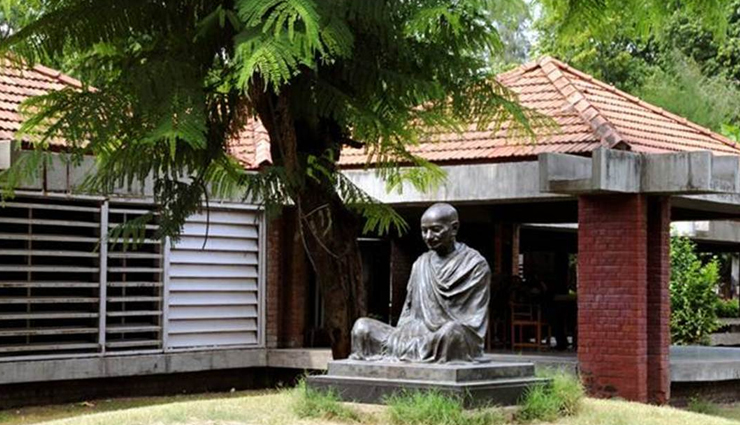 patriotic places,patriotic places in india,places to visit in india,jallianwala bagh,amritsar,sabarmati ashram,ahmedabad,wagah,netaji bhawan,west bengal,the residency,lucknow