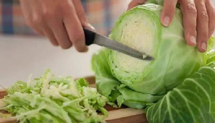 पत्ता गोभी के पराठे को न करें कम समझने की भूल, खास स्वाद से सबके दिलों पर छोड़ते हैं छाप #Recipe patta gobhi ka paratha,cabbage paratha recipe,healthy paratha recipe,indian flatbread,stuffed paratha,quick and easy paratha,homemade paratha,vegetarian recipe,indian cuisine,nutritious paratha,cabbage-stuffed paratha,step-by-step paratha recipe,delicious paratha,wholesome breakfast,north indian dish,cabbage filling recipe,tasty and simple paratha,gobhi paratha instructions,flavorful indian bread,cooking tips for paratha