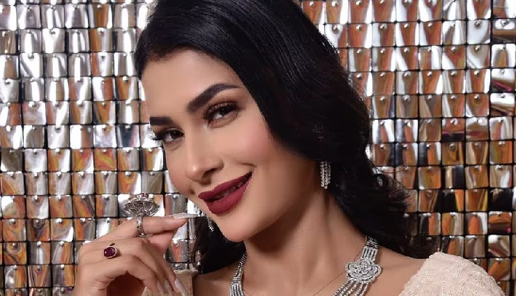 बिग बॉस फेम पवित्रा पूनिया को जब ब्लाउज ने दिया धोखा...एक्ट्रेस ने वीडियो-नोट शेयर कर बताई आपबीती 