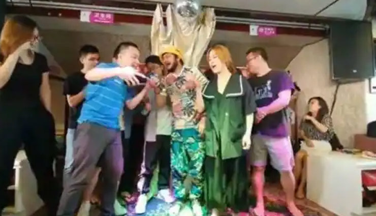 चीनियों के पसंद आया पवन सिंह का 'लॉलीपॉप लागेलू', गाते-झूमते वीडियो वायरल