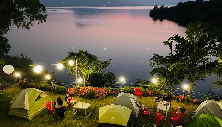 places to explore near pune,weekend getaways from pune,best places to visit near pune,top destinations near pune,pune nearby attractions,two-day trips near pune,family getaways near pune,pune travel guide,scenic spots near pune,pune weekend destinations