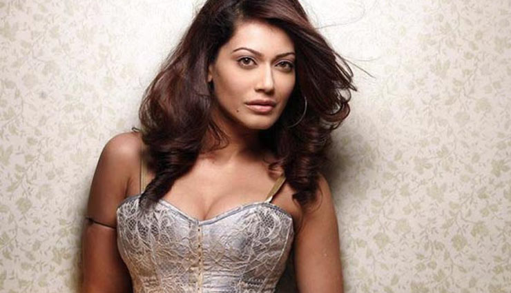 उन्नाव रेप केस : आरोपी BJP विधायक के समर्थन में वीडियो जारी कर इस एक्ट्रेस ने कही यह बात...