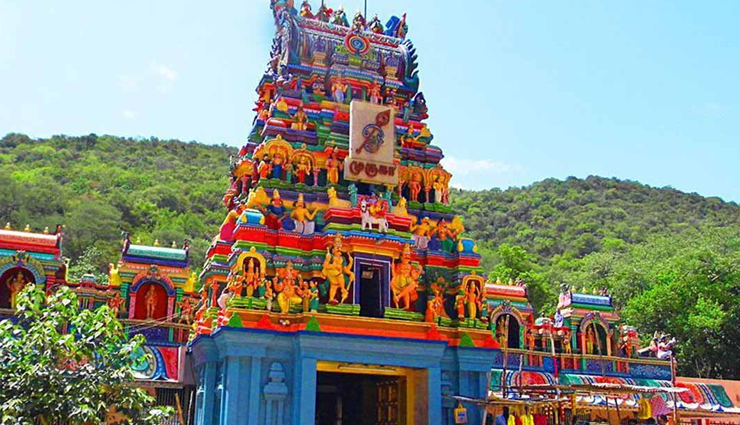 Interesting Things To Know About Pazhamudircholai Murugan Temple