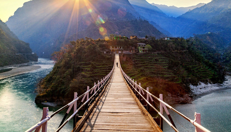 काम की थकान मिटाने के लिए जाना चाहते है घूमने, बजट फ्रेंडली है ये 7 शांत जगहें