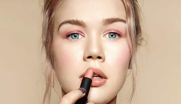 trending lipstick shades,lipstick shades for working women,lipstick shades,trendy lipsticks,beauty tips,beauty hacks,office lipstick  shades