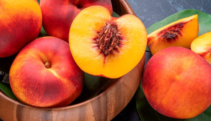 peaches and heart health,antioxidants in peaches,peach phytonutrients,immune-boosting peaches,peaches for digestion,peaches and vitamin c benefits,nutritional value of peaches,peaches for weight loss,skin benefits of peaches,peaches for pregnancy