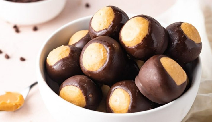 peanut butter buckeyes,peanut butter buckeyes recipe,hunger struck,food,recipe