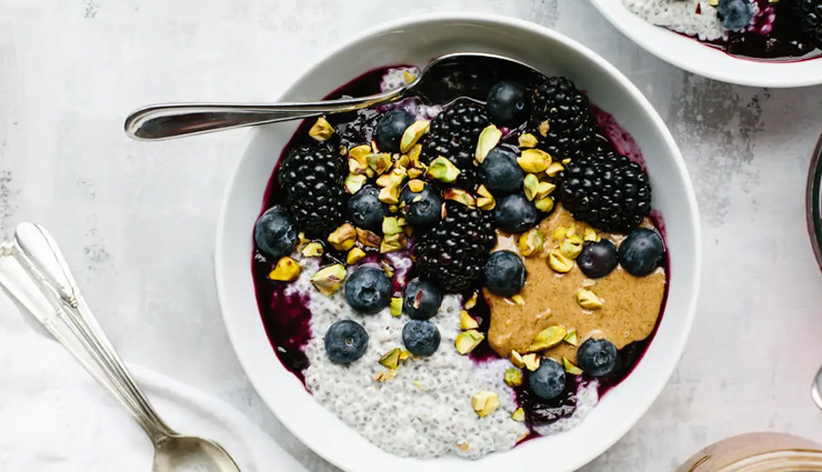 easy peanut butter and jelly chia pudding,easy peanut butter and jelly chia pudding recipe,hunger struck,food,easy recipe