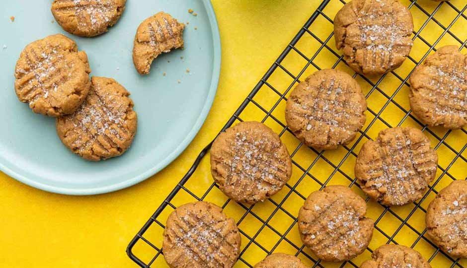 Delicious Peanut Butter Banana Cookies Recipe