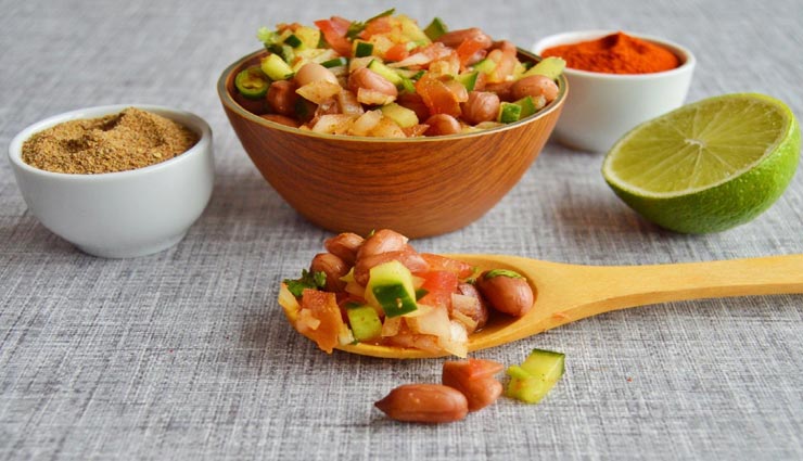 झटपट तैयार होने वाला स्नैक्स हैं 'पीनट चाट', बेहद आसान है इसे बनाना #Recipe