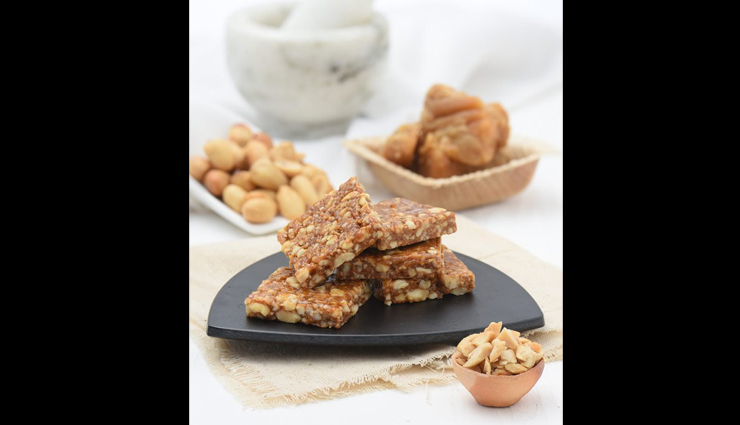 peanut chikki,chikki recipe,peanut recipe,recipe,Indian Recipe