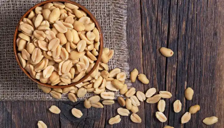 8 Proven Health Benefits of Peanuts