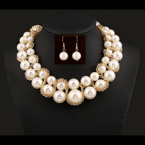 tips to care for pearl jewelry,pearl jewelry caring,jewelry care tips,household tips