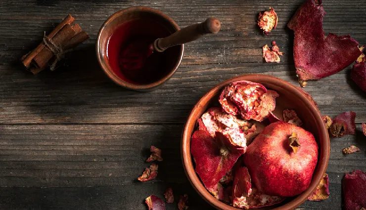 6 DIY Ways Use Pomegranate Peel for Skin