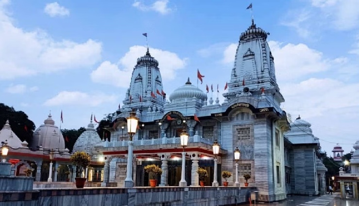 jammu tourism,places to visit in jammu,jammu travel guide,spiritual places in jammu,scenic beauty jammu,ancient temples jammu,jammu forts,top attractions jammu,tripzygo jammu guide,jammu sightseeing