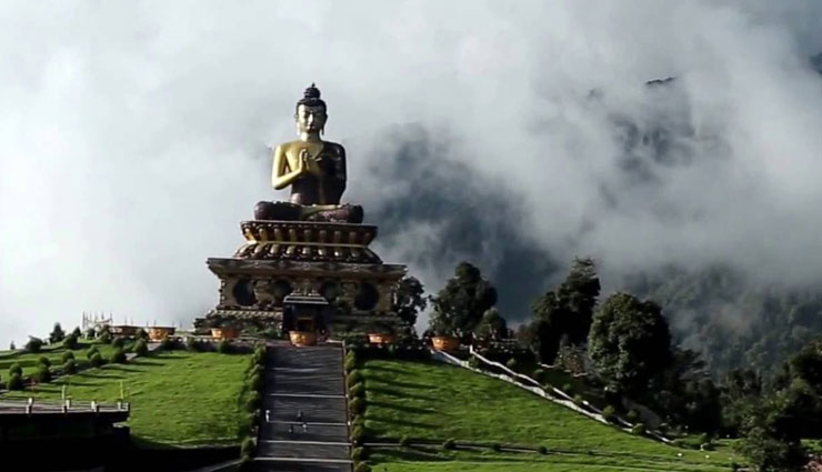 places to visit in north east india,north east india,pelling,sikkim,ravangla,sikkim,madan kamdev,assam,bomdila,arunachal pradesh,ziro valley,arunachal pradesh,places to visit in india