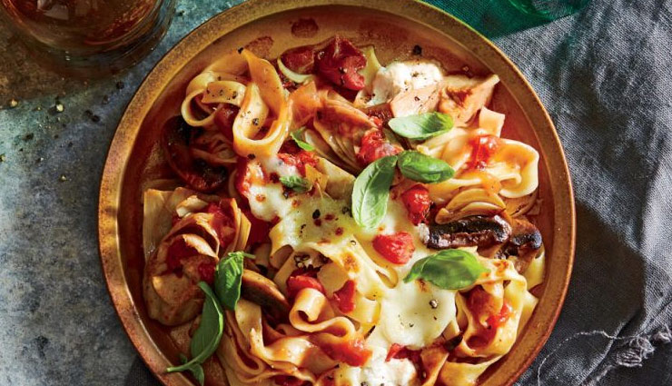 चीज से भरपूर लजीज 'पैन पास्ता', झटपट बनाने इस तरह #Recipe