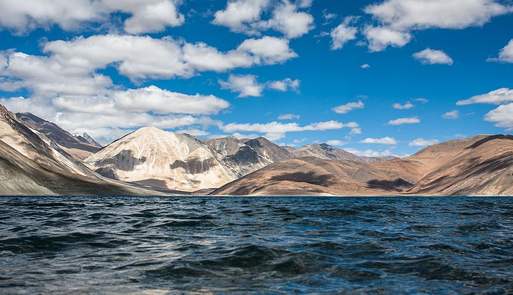 पार्टनर संग घूमने जाने का मन हैं तो बनाए देश की इन 10 खूबसूरत झीलों का प्लान
romantic lakeside destinations,partner travel plan ideas,beautiful lakes for couples,romantic getaways by lakes,lakeside travel destinations for couples,lakeside retreats for partners,partner travel recommendations for lakes,romantic lake trips for couples,couples travel plan for lakes,scenic lakeside destinations for partners,couples lake travel guide,romantic lakeside vacations,lakeside serenity for couples,partner getaway by the lake,scenic lakeside retreats,partner travel adventures by lakes,couple lake exploration,lakeside romance travel ideas,idyllic lakeside vacations for couples,lakeside escapades for partners