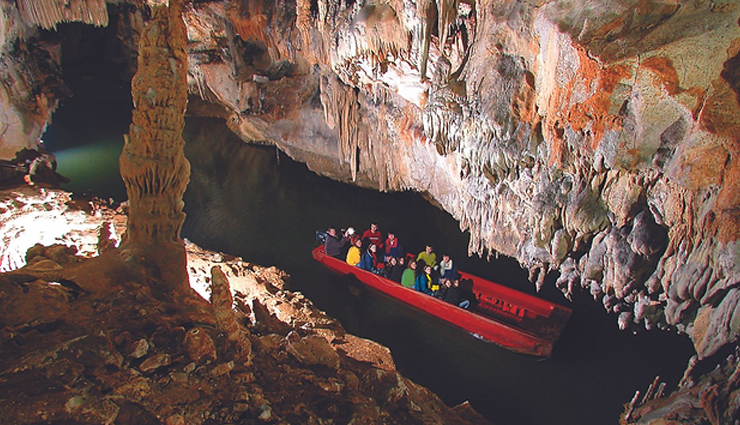 caves in new york,new york underground wonders,spelunking in new york,subterranean beauty of new york,new york remarkable caves,underground adventures in new york,hidden caves in the empire state,discovering new york geological treasures,exploring caves in upstate new york,caverns and caves in the state of new york