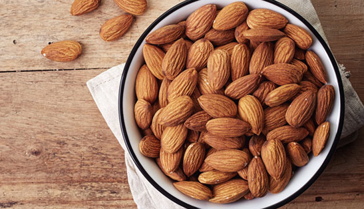इन लोगों के लिए बादाम करती है जहर का काम, जानकर सतर्क रहने में ही भलाई 