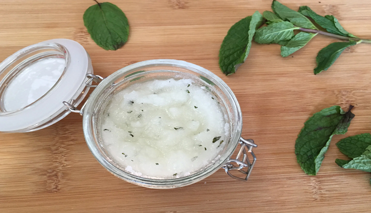 homemade body scrubs,coffee grounds and olive oil body scrub,coconut oil and sugar body scrub,peppermint body scrub,coconut oil and mango body scrub,lavender and sea salt scrub,body scrubs,summer tips,skin care tips,beauty tips