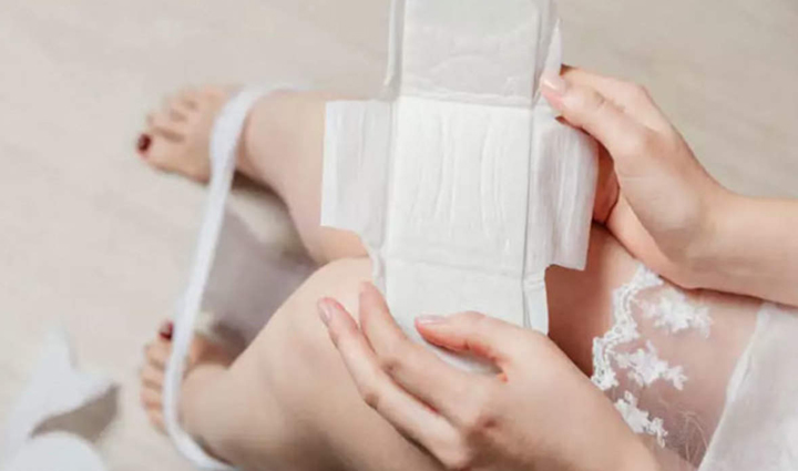 बिना दवाई के भी टाल सकते हैं पीरियड्स, जानें इसके घरेलू उपाय 