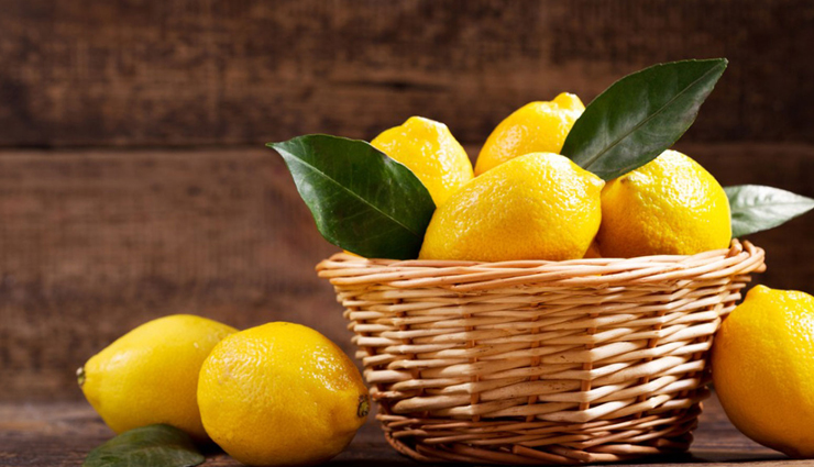 healthy foods during periods,Health tips,fitness tips,lemons,watermelon,bananas,oranges,broccoli,kale