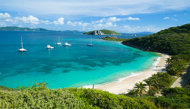 travel destinations,10 travel destinations,treasure,diamonds- murfreesboro,dinosaur fossils,opals,pirate treasure,jade,thunder eggs,montezuma,hidden treasure,fenn treasure,travel,holidays,travel guide